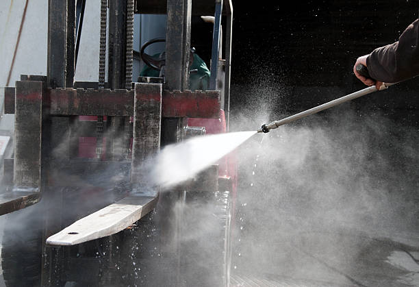 Post-Construction Pressure Washing in Poolesville, MD